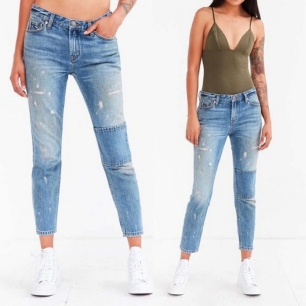 UO BDG Pocket Shift Slim Boyfriend Jeans Patch Pai